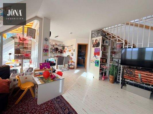 Großzügiger Wohn- und Essraum