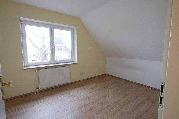 weiteres Zimmer im DG.JPG