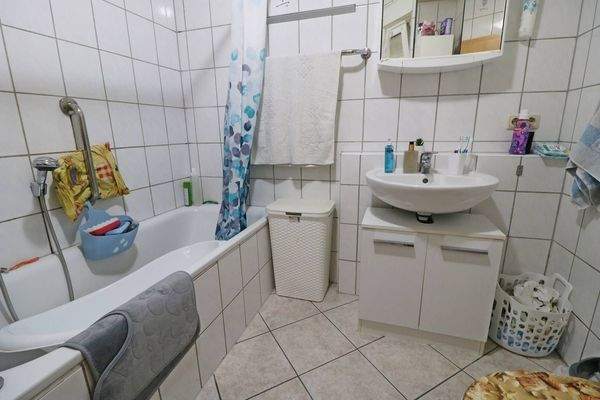 UG Einliegerwohnung Bad