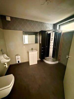 Badezimmer_ WC Gewerbe