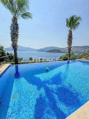 Detached Villa Close to the Center in Kalkan Kaş