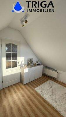 Arbeits-/Kinderzimmer DG 