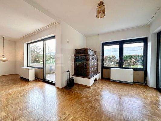 5049 Ess- oder Kaminzimmer 