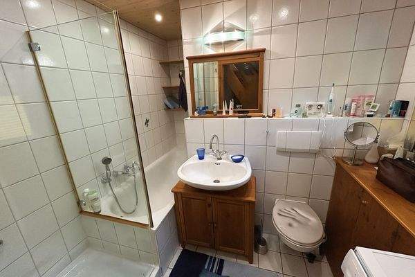 C8B2DFBE-DB94-4450-9CDB-90BA85536D86