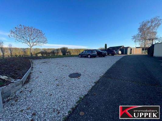 zugeordnete Parkplätze