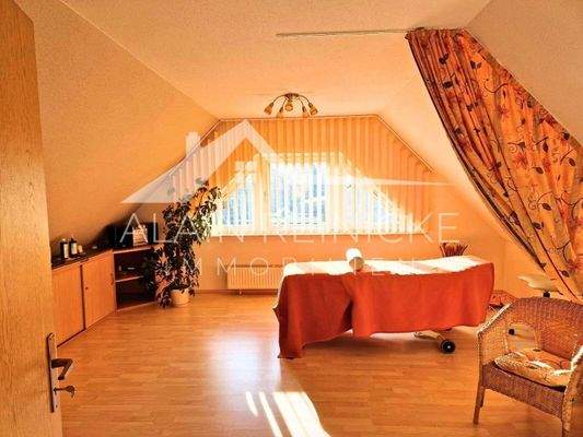 Behandlungsraum im DG (3)