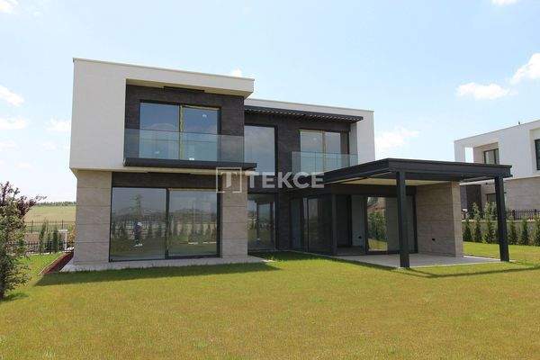 Villas for Sale with Lake View in Ankara Gölbaşı
