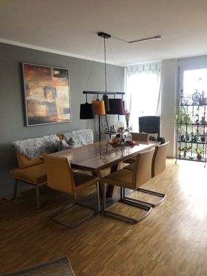 Modernes Penthouse-Esszimmer