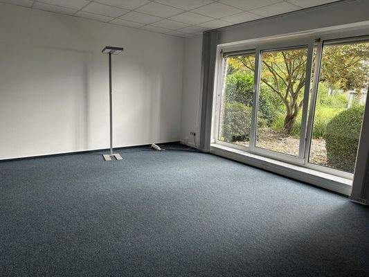 Büroraum im Erdgeschoss