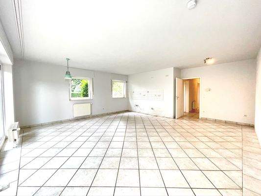 Wohn/Esszimmer Ansicht 1