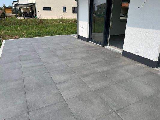 Sehr schöne, große Terrasse