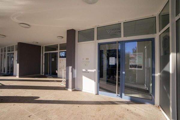 Außenansicht Eingang