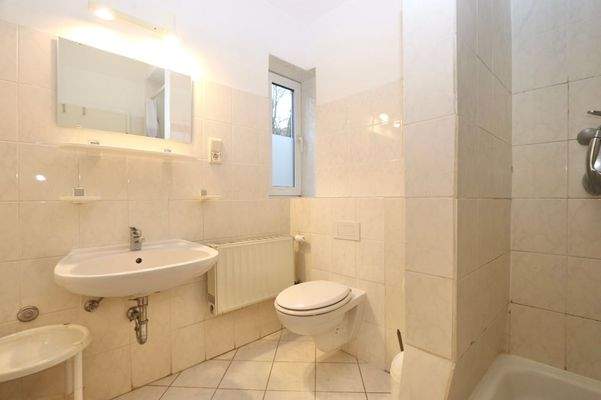 ein funktionales Duschbad im OG