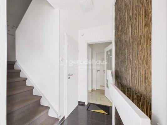 CAM03818G0-PR0042-STILL005