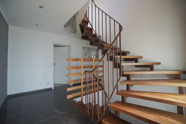 Eingangsbereich / Treppe