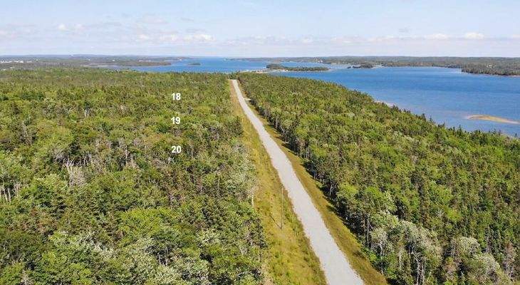 Cape Breton - Tolles Baugrundstück mit 12.400 m² u