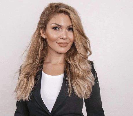 Ihre Bauberaterin Naz Erhan!