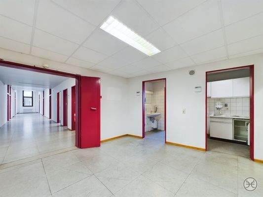 Eden-Ehbrecht-Immobilien_Büroflächen_Telekom-Gebäude_029