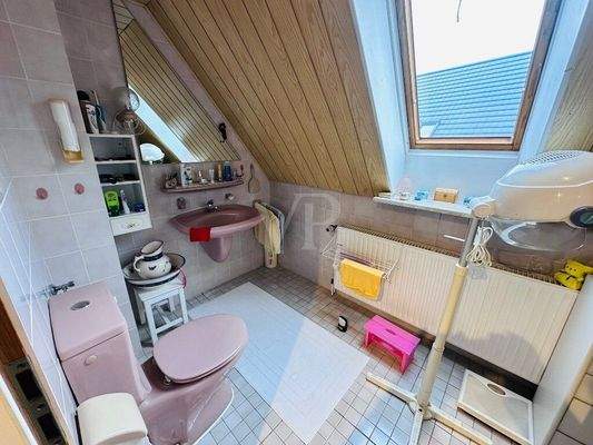 Badezimmer OG Bild 1