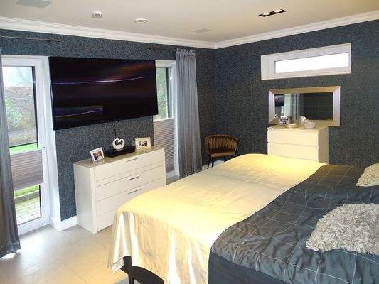 entspanntes Aufwachen mit Gartenblick