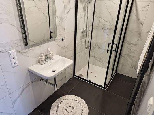 neben dem Schlafzimmer