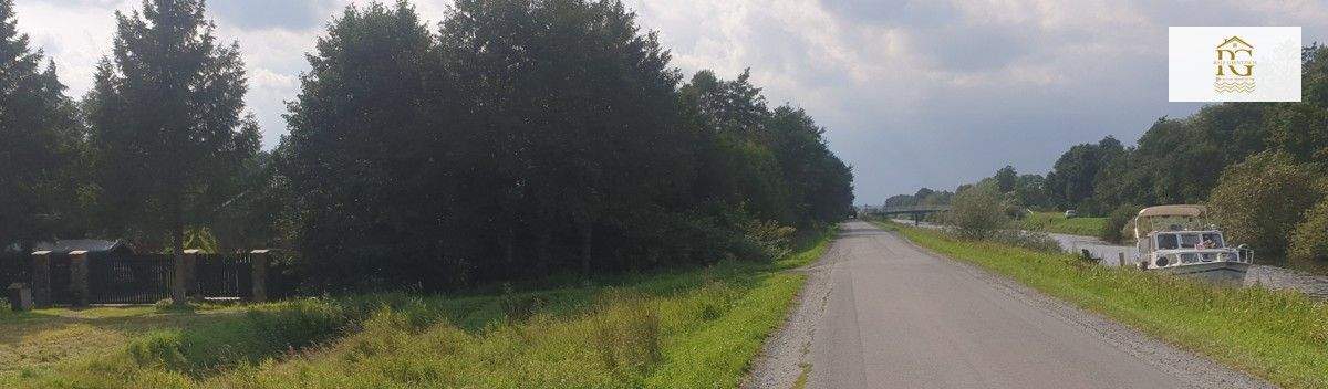 Blick auf den Hadelner Kanal