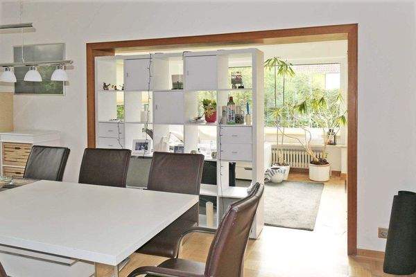 Trennwand zwischen Esszimmer und Wintergarten