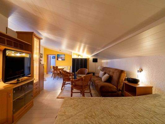 Wohnbereich Reihenendhaus OG