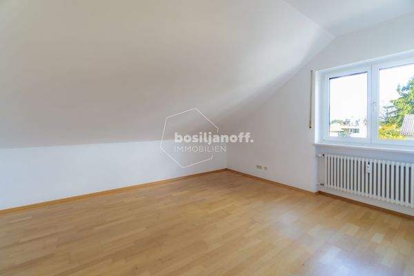 Zimmer II (Schlafen/Kind/Gast/Büro)