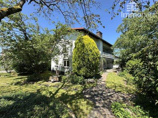 Hausansicht-Gartenseite