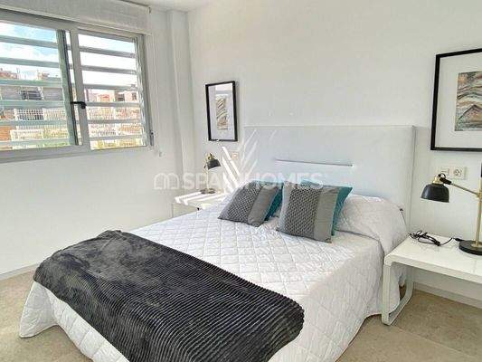 Stylish Flats with Garden or Solarium in Torrevieja