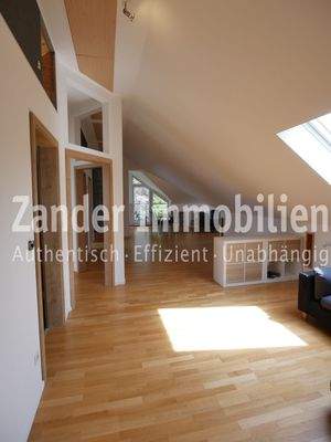 Durchgangsflur / Büro