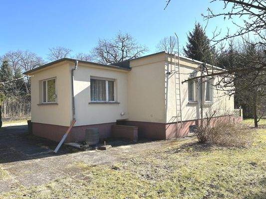 Hausansicht mit Anbau, Rückseite