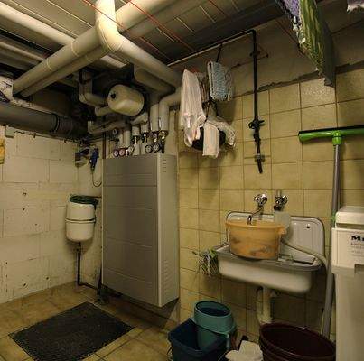 Heizungs-/Waschraum UG