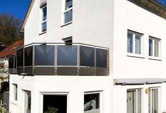 01 Haus - Gartenseite
