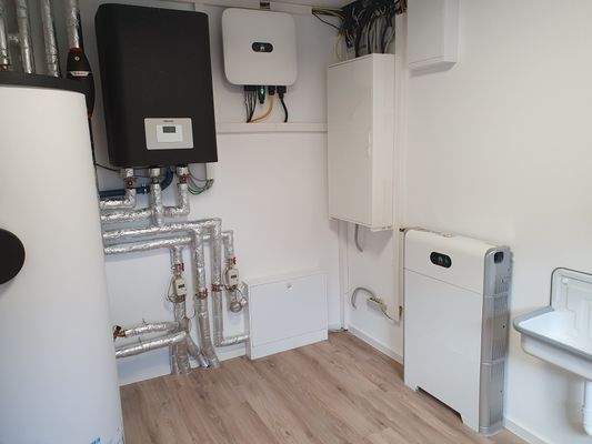 HWR-Bereich PV-Anlage und Speicher