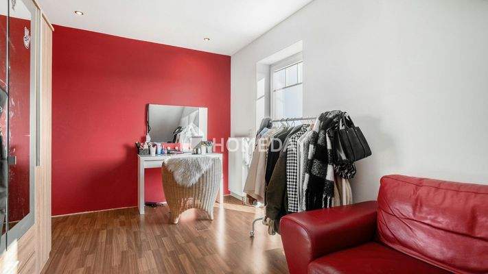 1. OG Ankleidezimmer 1