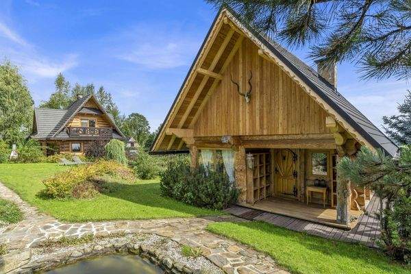 Saunahaus und kleines Haus