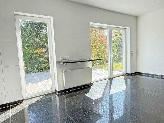 Zugang Süd/Ost-Terrasse