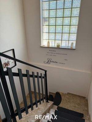 Treppe ins Untergeschoss