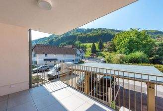 westlich ausgerichtete Loggia