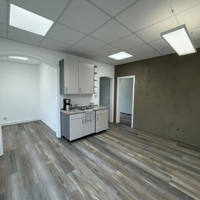 Gewerbefläche 1 Küche & Büro