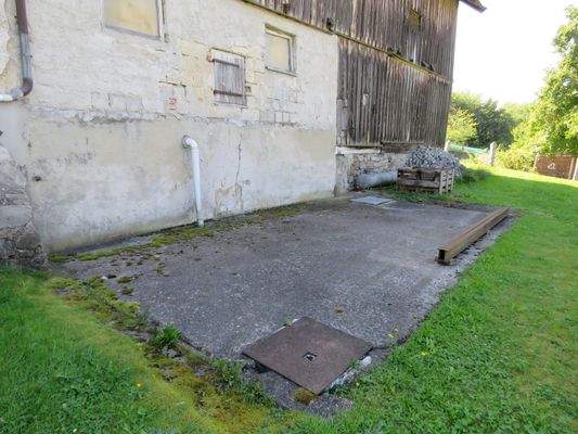 ehemalige Jauchegrube   