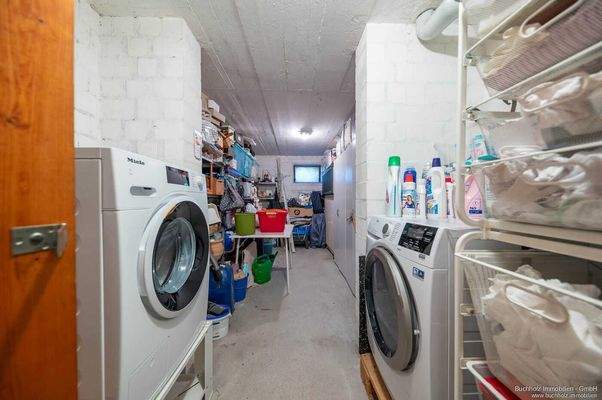 Kelleraum mit WM und WT Anschlüssen