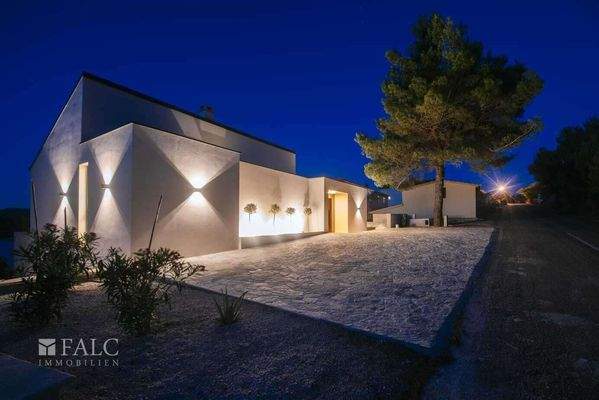 Straßensnsicht am Abend