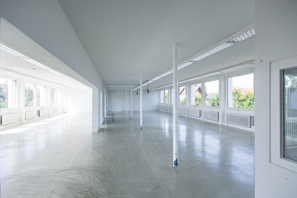 Große Arbeitsfläche (nordseite) - OG