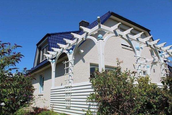 Süd-West-Ansicht mit Terrasse