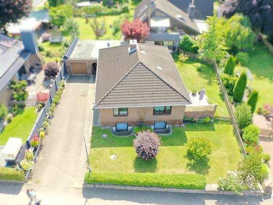 Drohnenansicht vorne