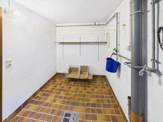 Waschküche im Untergeschoss