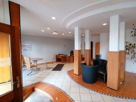 Büro 2 Teil 2 EG links